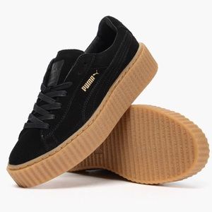 Black and beige creepers